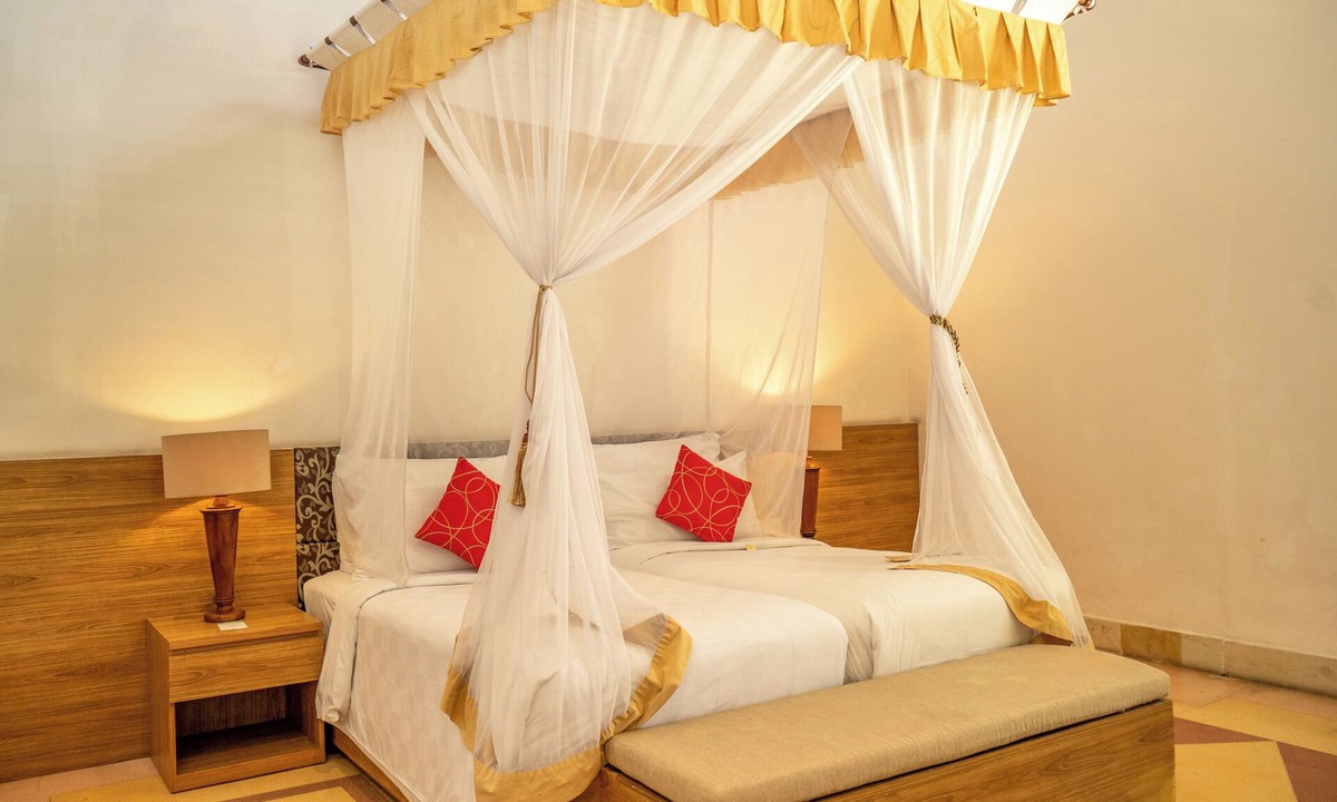 Nakula Villa | 2 BR Villa in Seminyak, 25sqm Private Pool, 5 mnts walk to shopping area