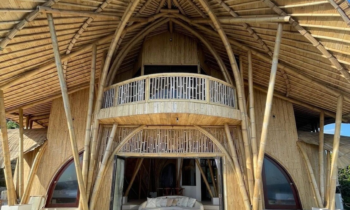 Sekongkang Villa | 3-bedroom Bamboo villa with Private pool front Yo-Yo's Surf spot