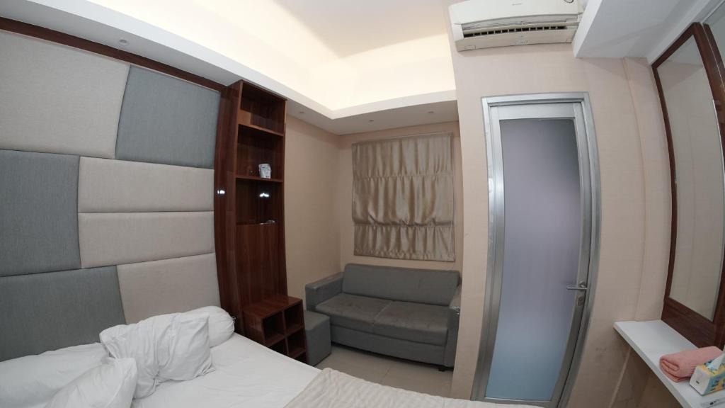 Bekasi Timur Apartment | Apartemen Transpark Juanda By Amerilisroom