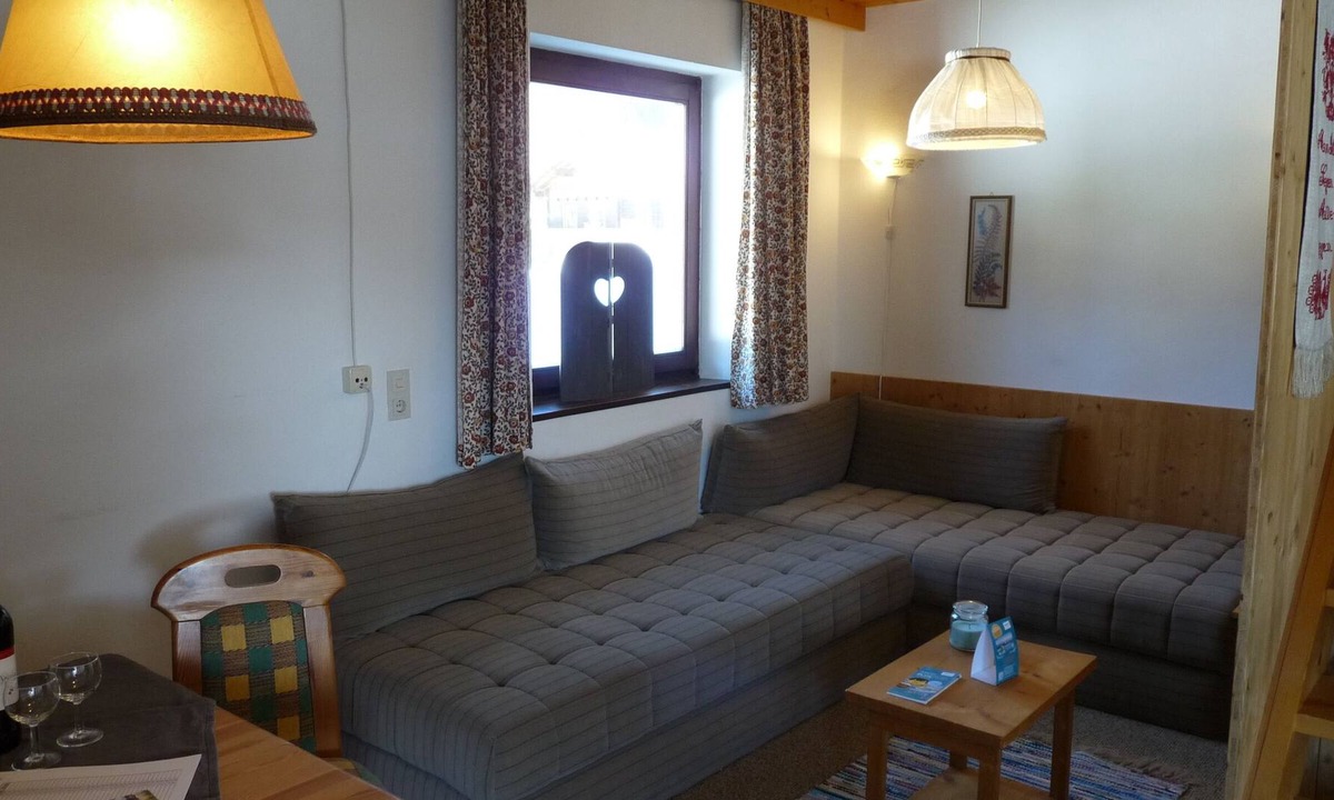 Flattnitz House | Apartment 4 "Iron Hat"