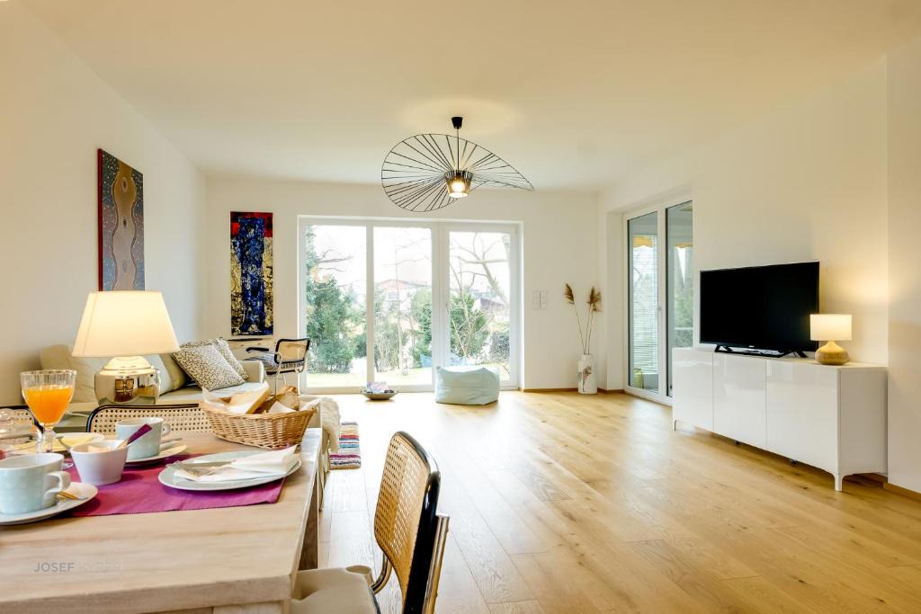 Hennersdorf House | Apartment mit Badeseezugang