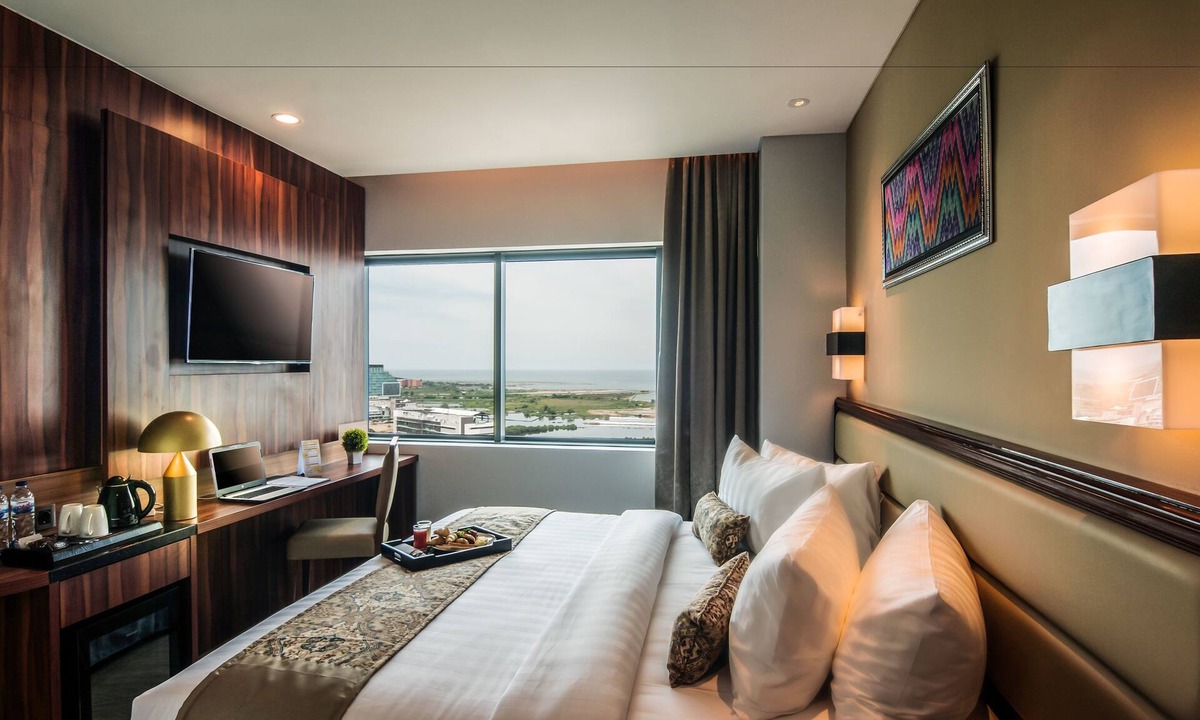 Makassar Hotel | Arthama Hotels Losari Makassar