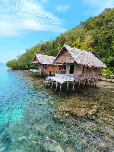 Pulau Pef House | Avinsea Homestay