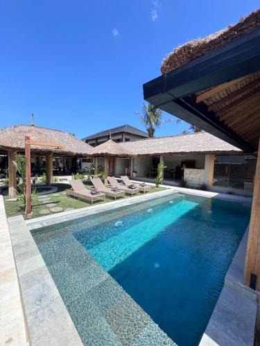 Sekongkang Resort | Baha Baha Villas West Sumbawa - Sk8, Gym, Sauna & Spas Hot & Cold, Bar & Restaurant
