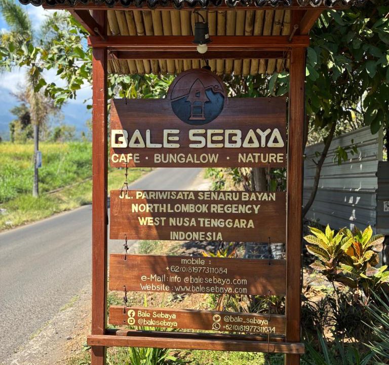Bayan Hotel | Balé Sebaya - Bungalows Café Nature