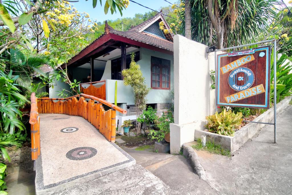 Padangbai Hostel | Bamboo Paradise