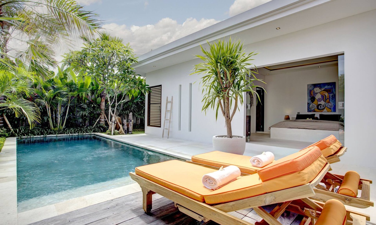 Sunset Road Villa | Beautiful Villa Jonas, Private Pool, Seminyak Bali