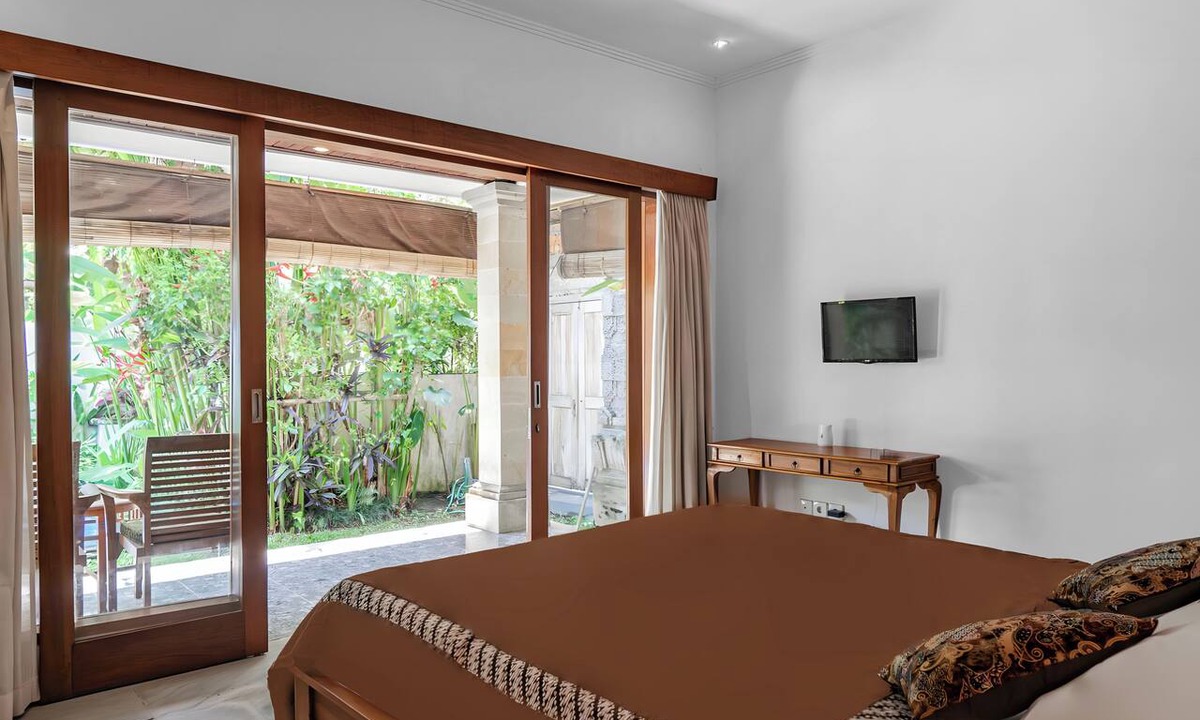 Kutuh Kaja Hotel | Belvilla Nirvana Near Monkey ForestNearCampuhan Ridge Walk