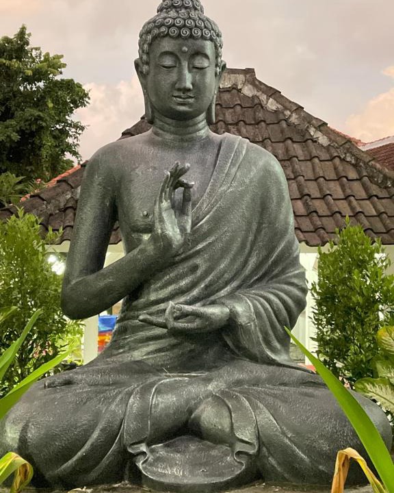 Padonan Hotel | Blissful Lotus Villa and Retreat