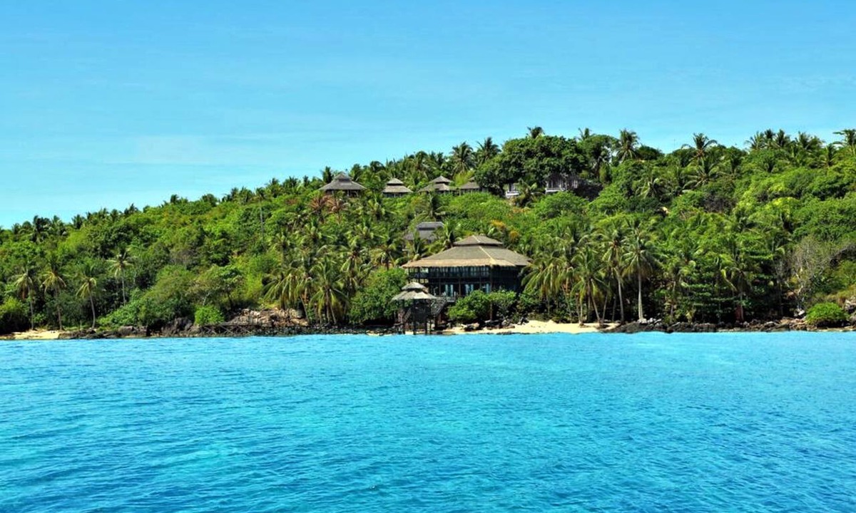 Karimunjava Hotel | Breve Azurine Lagoon Retreat