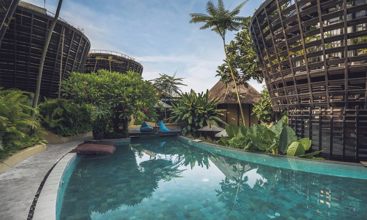 Batu Bolong Resort | Canggu Cabana Beach Resort by Ini Vie Hospitality