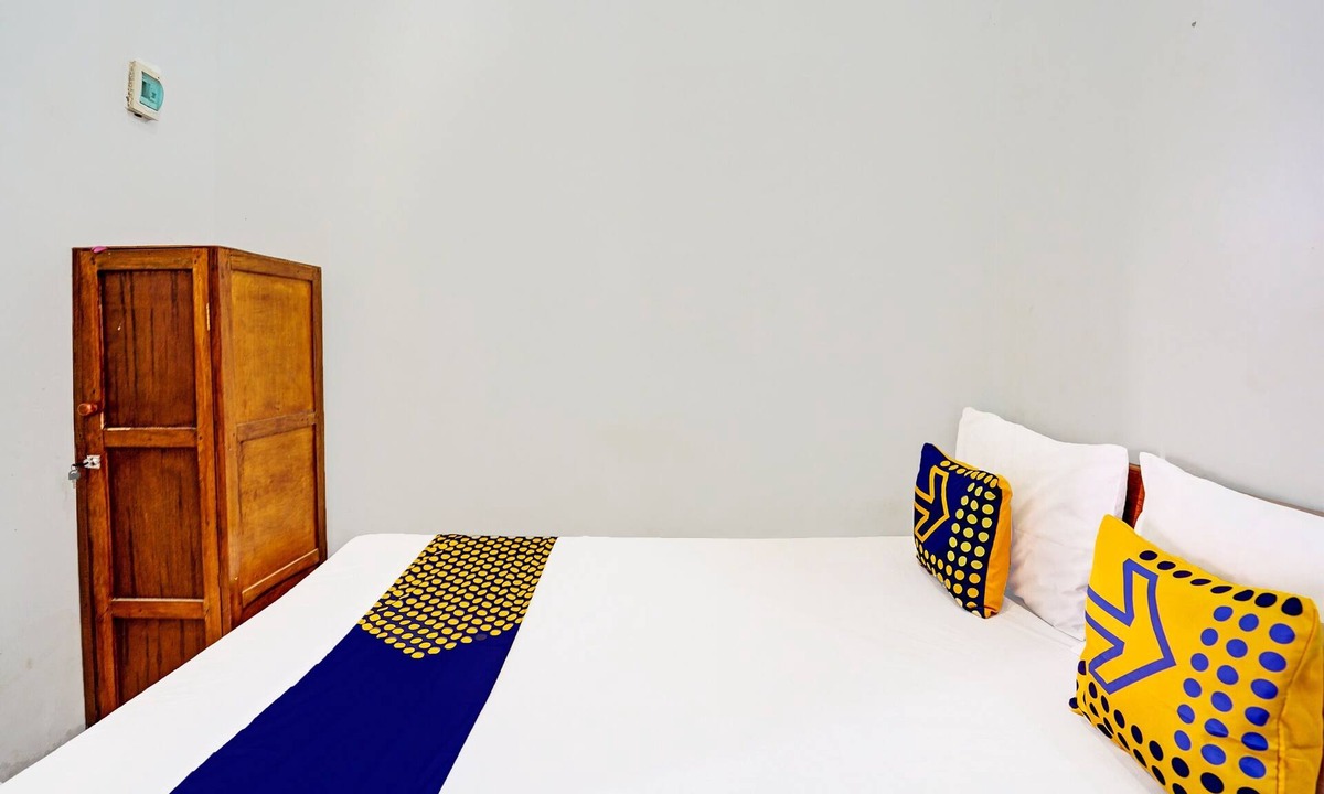 Pleret Hotel | Capital O 93601 Manda Homestay Syariah