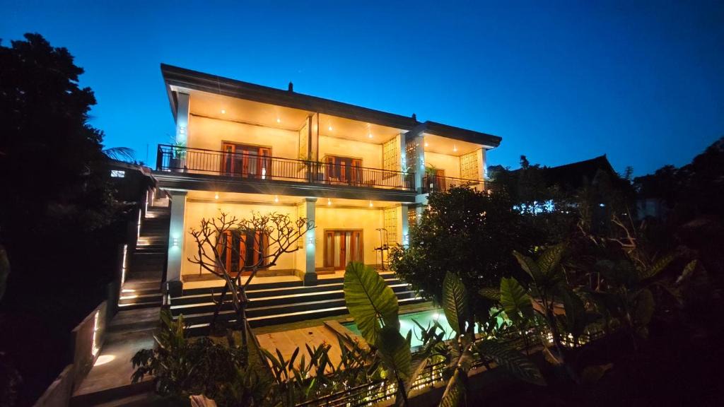 Pengosekan House | Casa Rodi Ubud - 1 Bedroom Suites with Private Living & Balcony