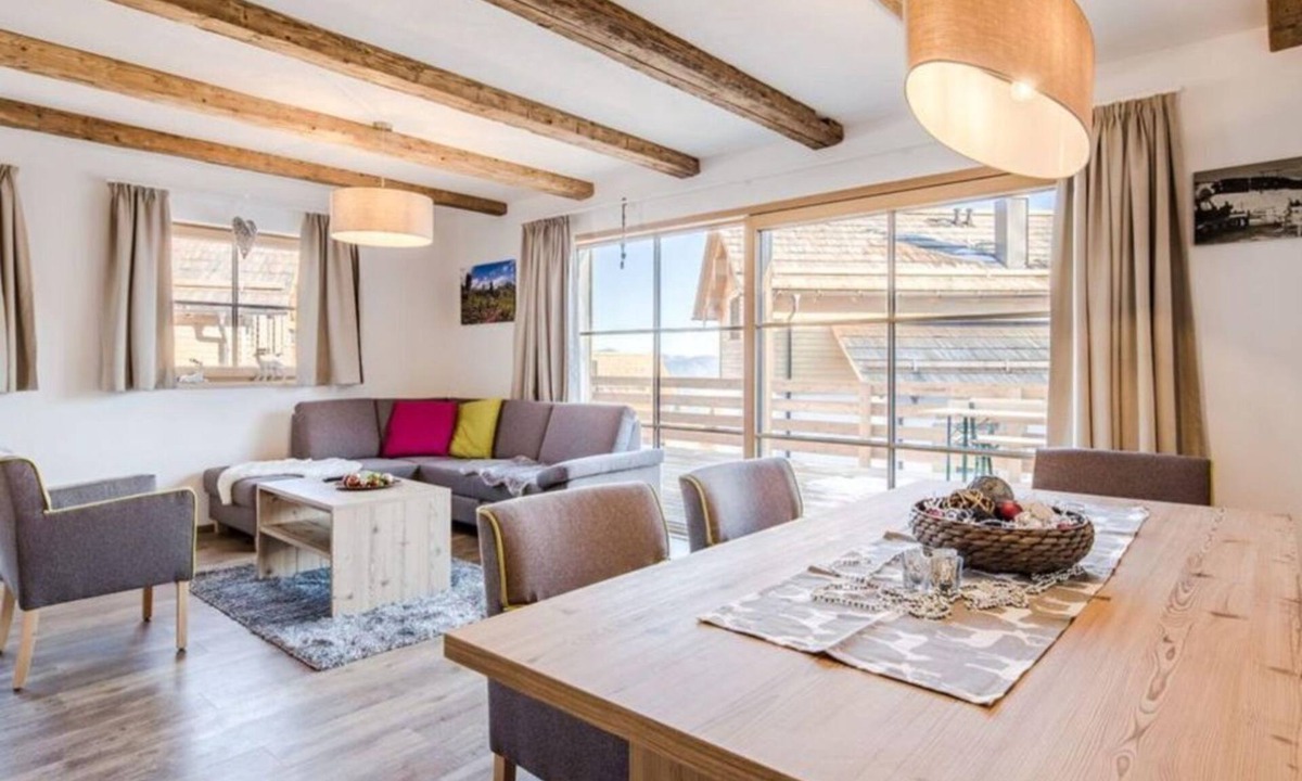 Weisspriach Bed & Breakfast | Chalet rest time 4 bedroom sauna in the house - Chalet village Fanningberg