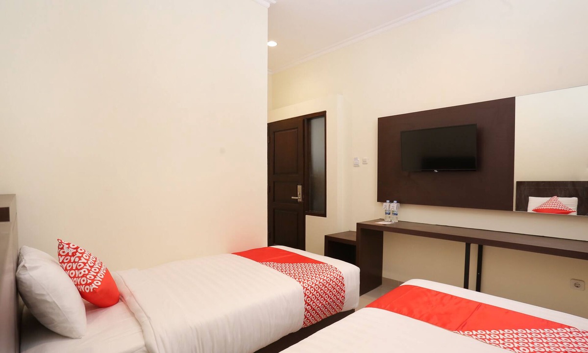 Central Yogyakarta Hotel | Collection O Yogyakarta near Jalan Malioboro formerly Alena Residence