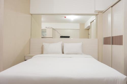 Kebagusan Apartment | Comfort Studio at Kebagusan City Apartment By Travelio