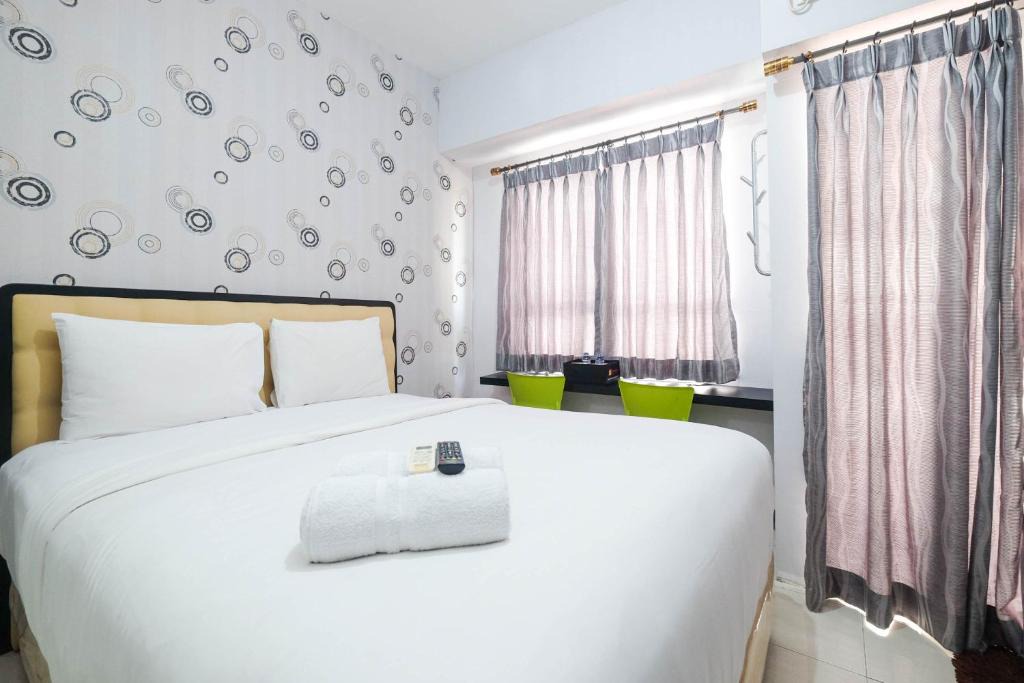 Pondokcina Apartment | Contemporary Studio Apartment at Taman Melati Margonda By Travelio