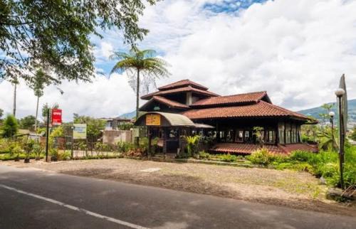 Parongpong Hotel | Cottage Syariah GS Rumah Kayu Bandung