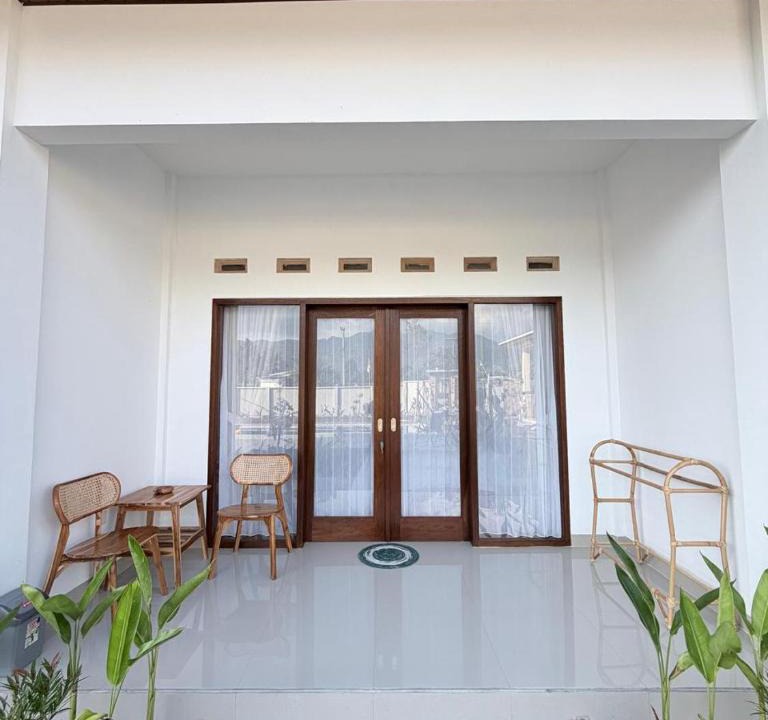 Pemenang Hotel | D'Puri Living Room
