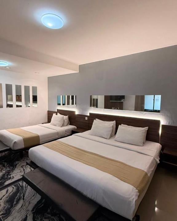 Kediri Hotel | De La Charis Hotel