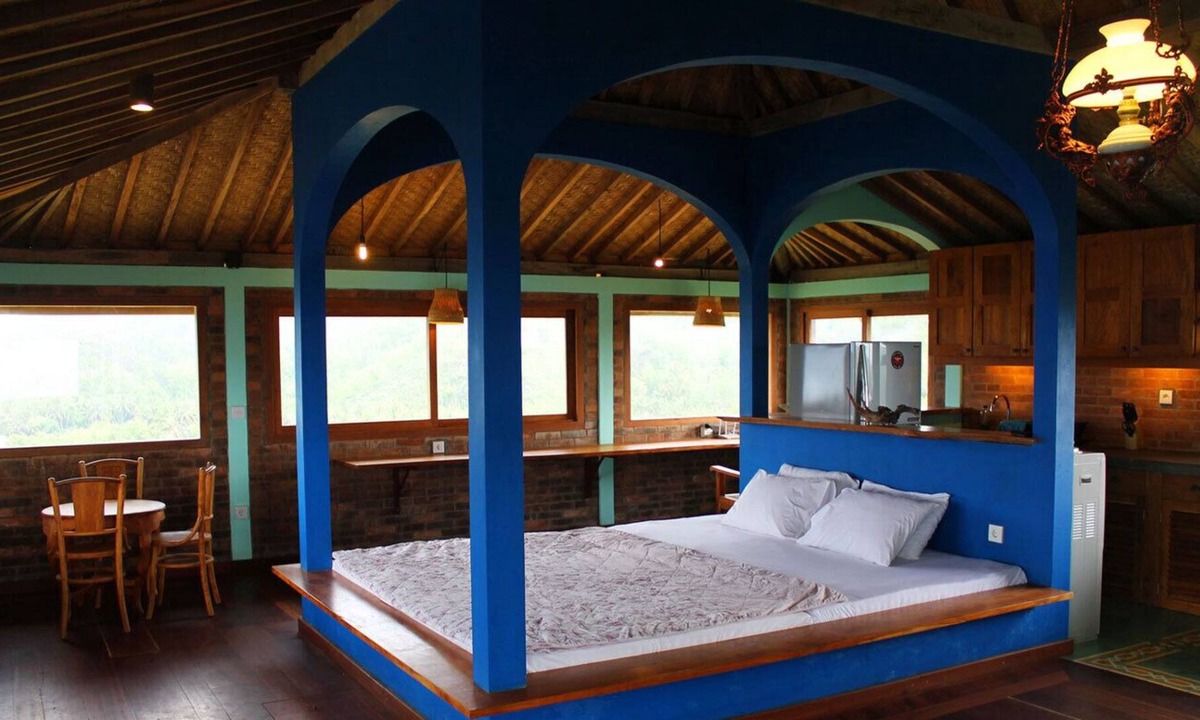 Watukarung Bed & Breakfast | Desa Limasan Retreat