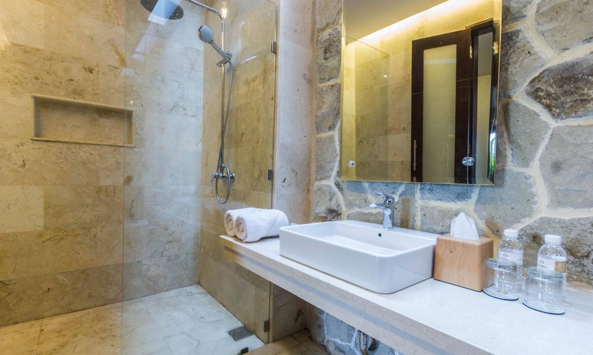 Batu Bolong Hotel | djabu Canggu Beach Villa