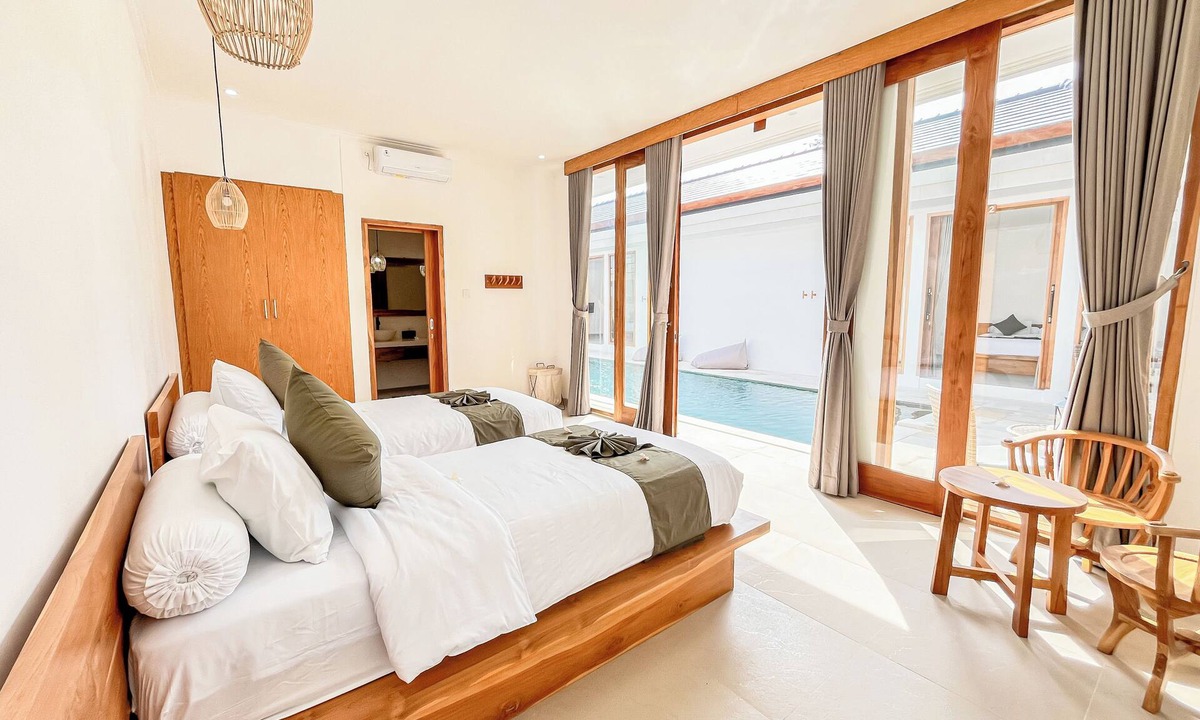 Lovina Bed & Breakfast | Dolphin 4 – Deluxe Twin Room in New Villa on Lovina Beach