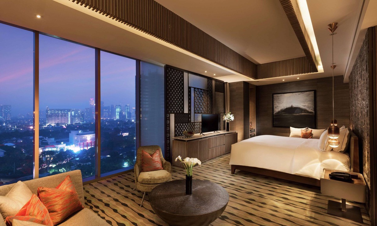 Pegangsaan Hotel | DoubleTree by Hilton Jakarta - Diponegoro