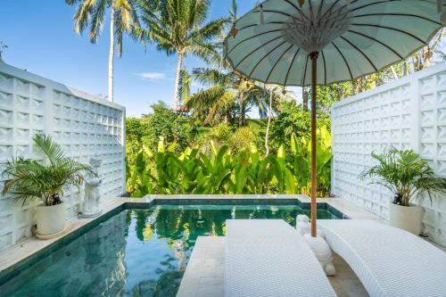 Mambal Apartment | EDVIN MARTON ROMANTIC VILLAS 1BR Stunning Jungle View Private Pool Villa in Adults only Luxury Boutique Resort Ubud