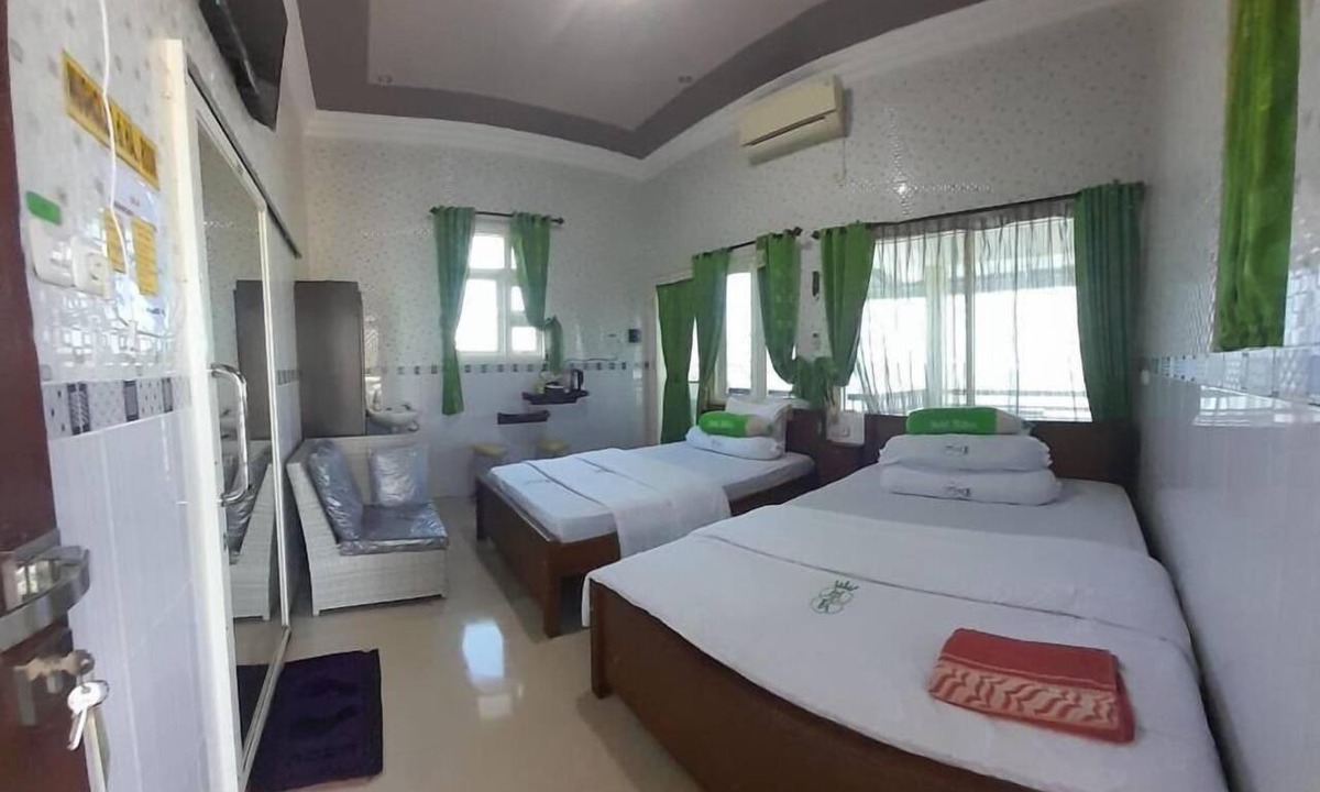 Bawean Island Hotel | FATHIN HOTEL BAWEAN SYARIAH