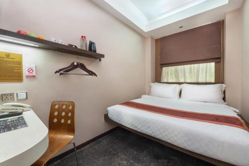 Makassar Hotel | Favor Hotel Makassar City Center By LIFE