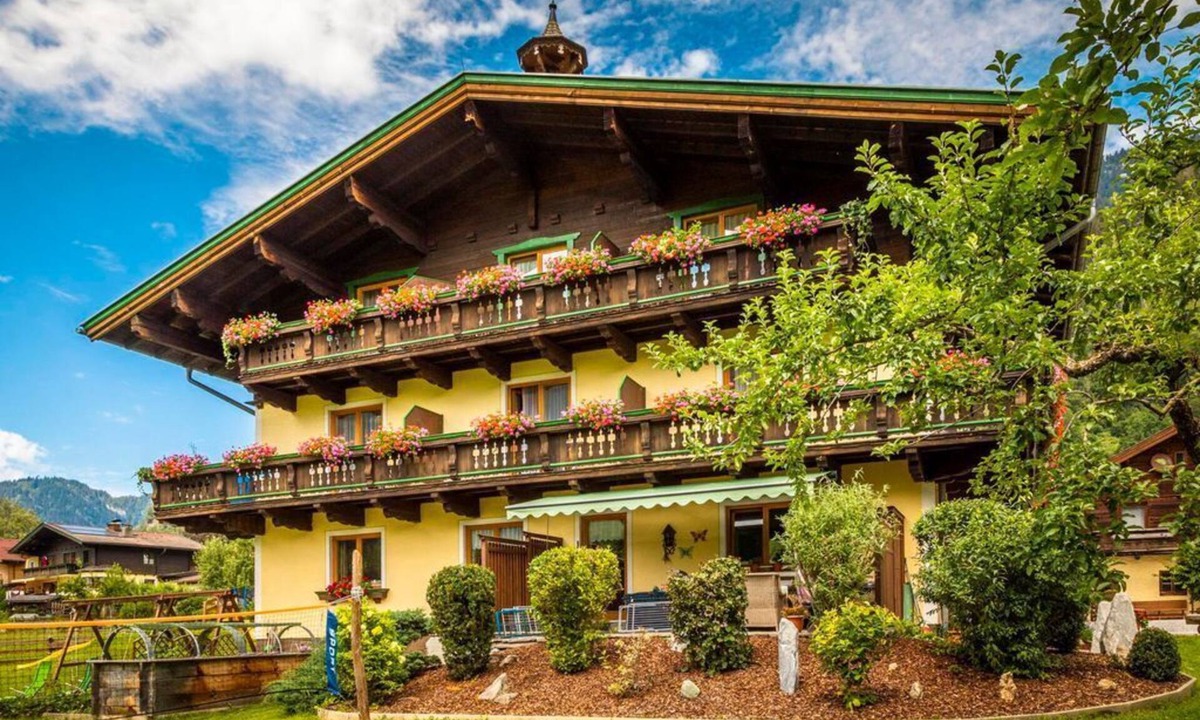 Dorfgastein House | Ferien-Biobauernhof Moarbauer - Apartment "Narcissus bed"