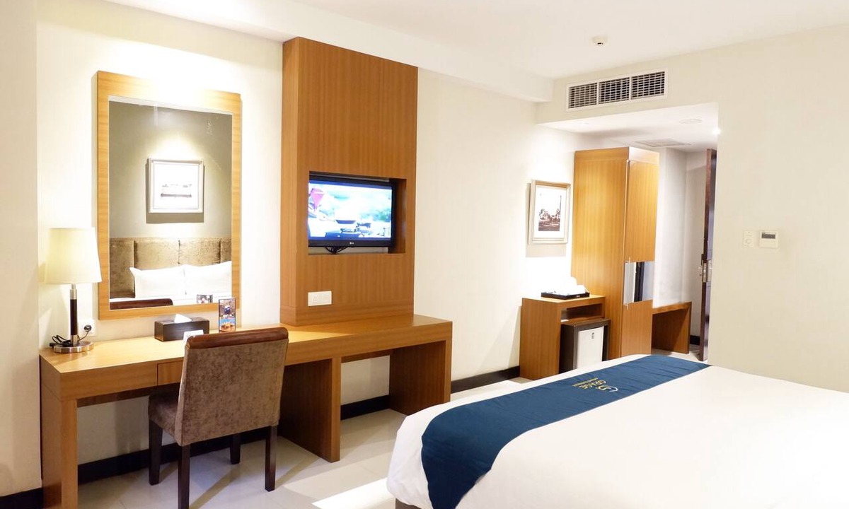 West Cirebon Hotel | Grage Hotel Cirebon
