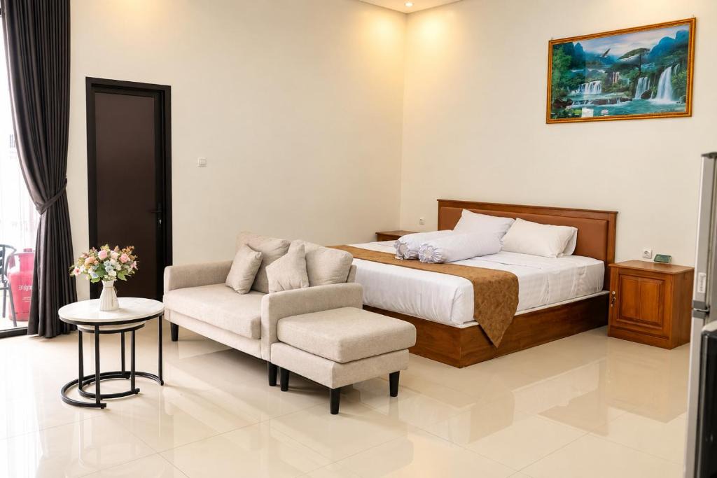 Plaosan Hotel | Grand Wijaya Hotel dan Villa Sarangan