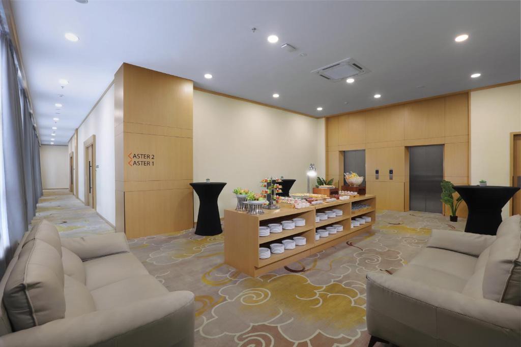 Lubuk Baja Hotel | Harper Premier Nagoya Batam