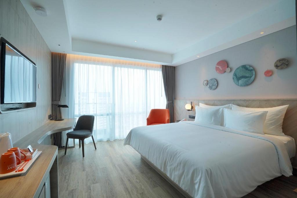 Jakarta Hotel | Harris Suites Puri Mansion