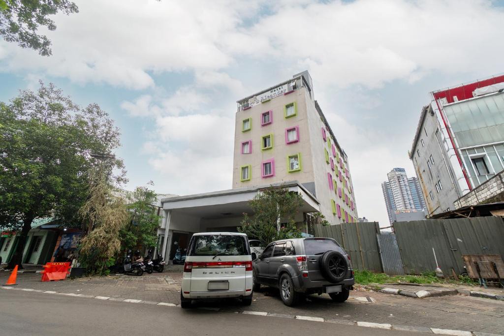 Gambir Hotel | Hotel Aleander By ARBA