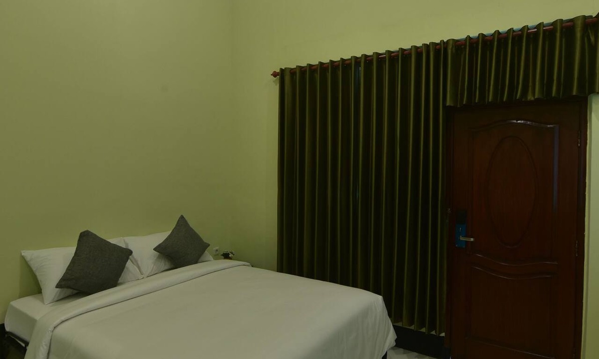 Surabaya Hotel | Hotel Irian Surabaya