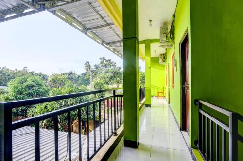 West Semarang Hotel | Hotel O Cahyo Kost 1