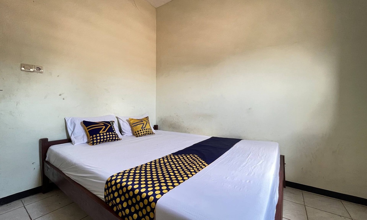 Malang Hotel | Hotel O Kost Berkah Near Kebun Teh Wonosari
