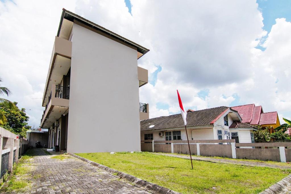 Pekanbaru Hotel | Hotel O Oklahoma Homestay Syariah