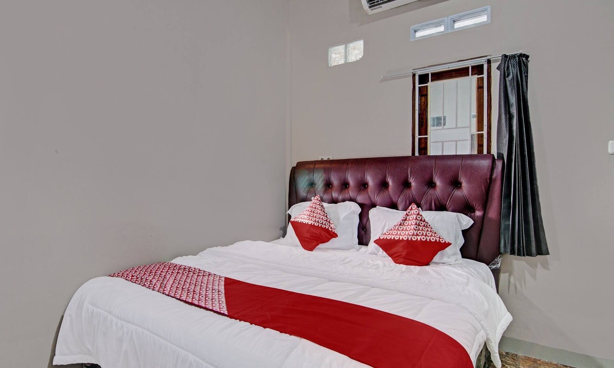 Pekanbaru Hotel | Hotel O Putri Homestay Syariah Near SPBU 14.282.694 (Air Hitam)
