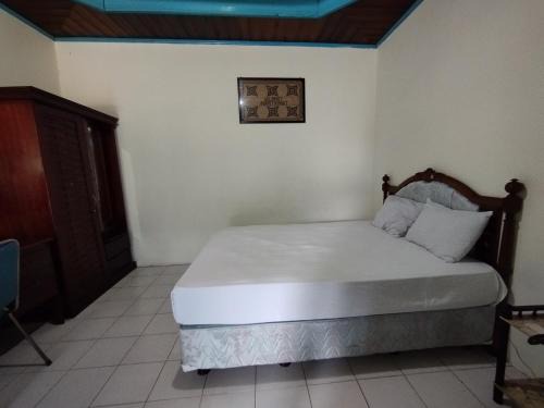 Pinrang Hotel | Hotel O Wisma Bunda Syariah Near Man Pinrang