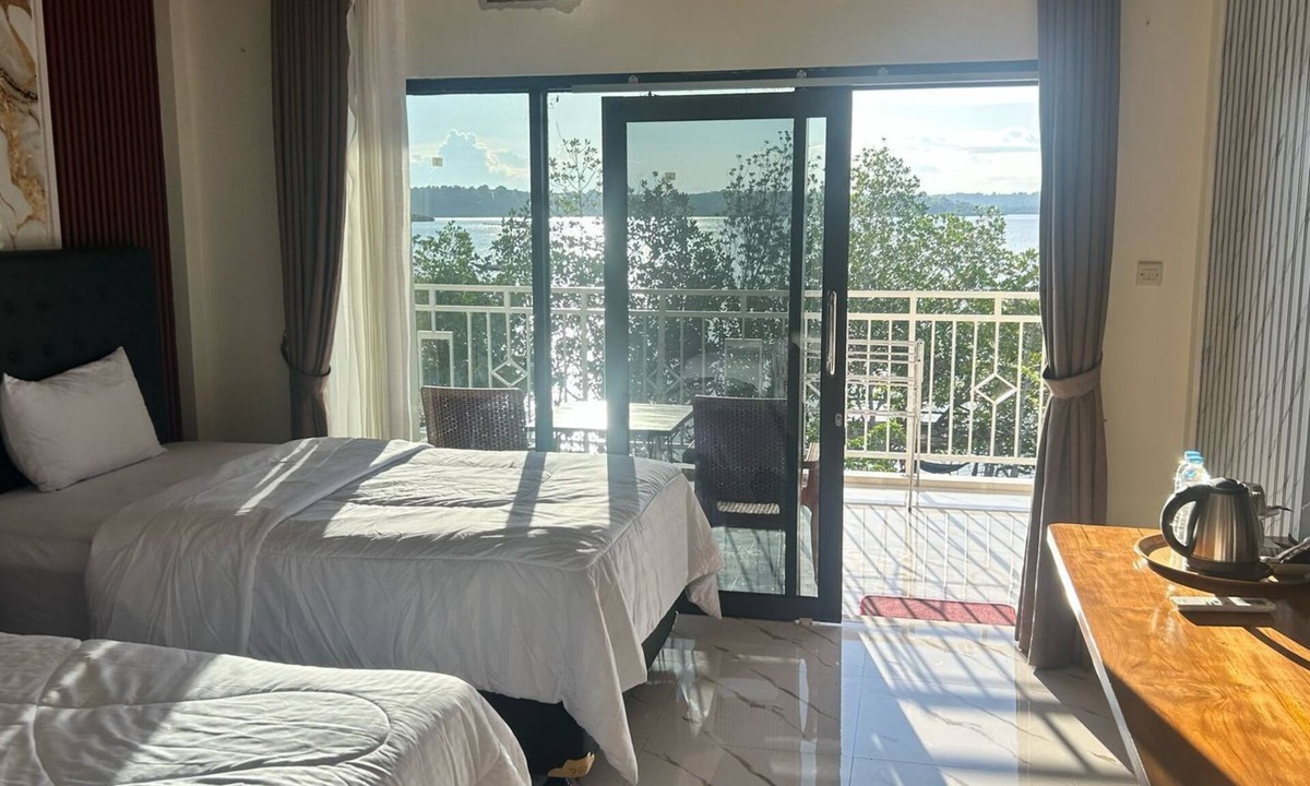 Sumbawa Hotel | Hotel Villa Beach Transit 2
