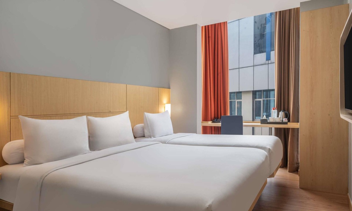 Central Jakarta Hotel | ibis Jakarta Senen