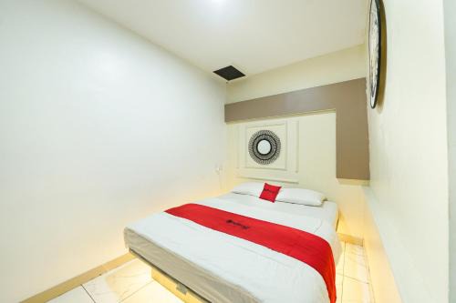 Karawang Timur Hotel | JM Guest House Lamaran RedPartner