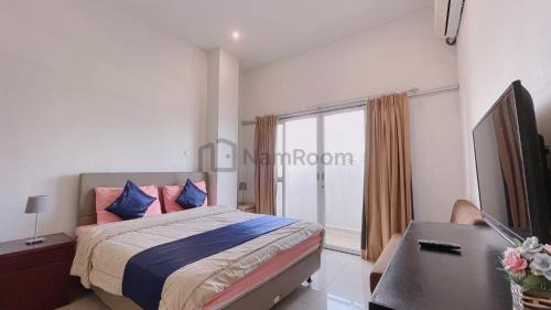 Kebayoran Lama Hotel | Koen Panorama by NamRoom