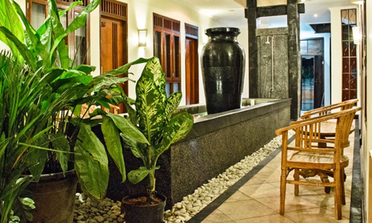 Downtown Kuta Hotel | Kuta EcoStay