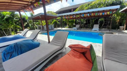Hu'u Hotel | Lakey Peak Haven