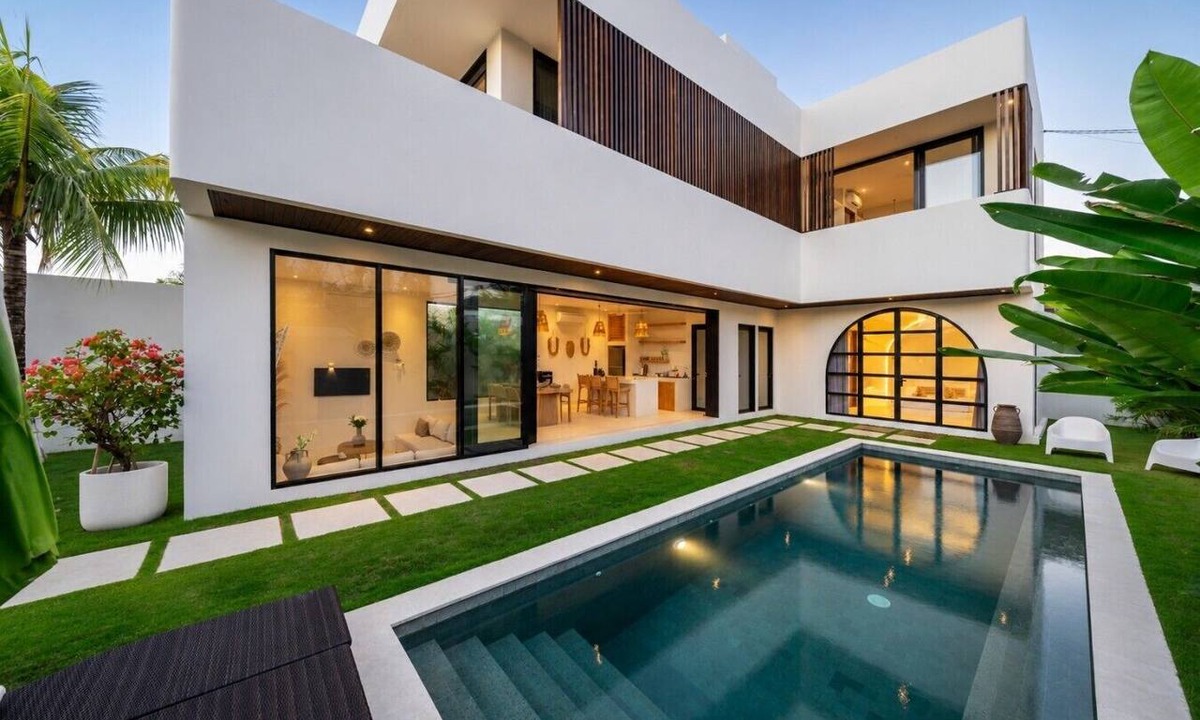 Uluwatu Villa | Large 3 Bedroom Villa in Prime Uluwatu with Pool and Free Airport Pickup